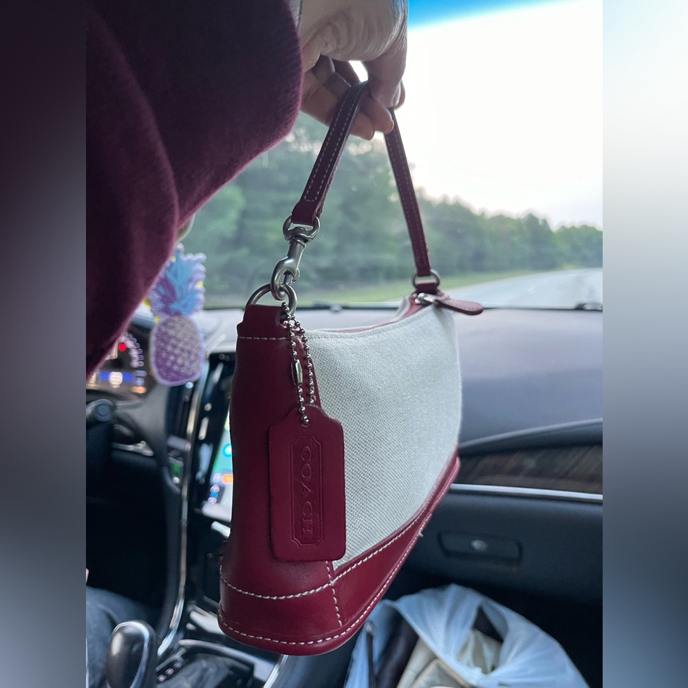 Small coach bag red and white